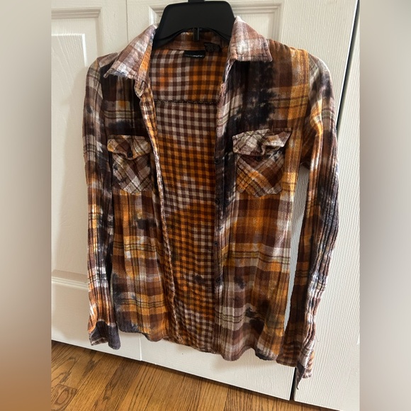 Daytrip Tops - Daytrip Checkered Shirt in Brown and Yellow